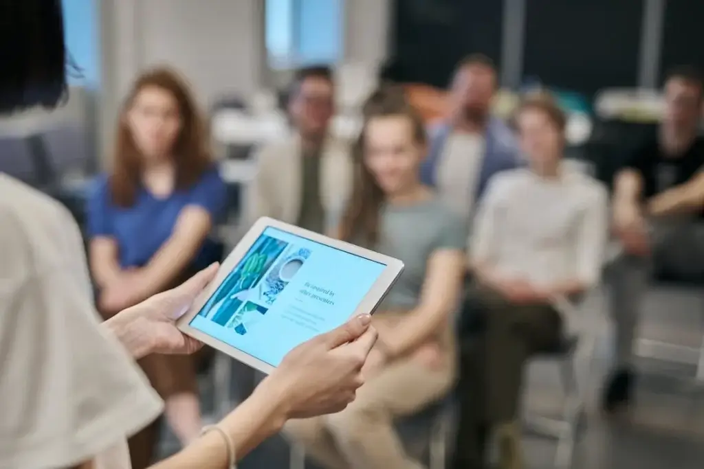 8 Best Employee Training Methods